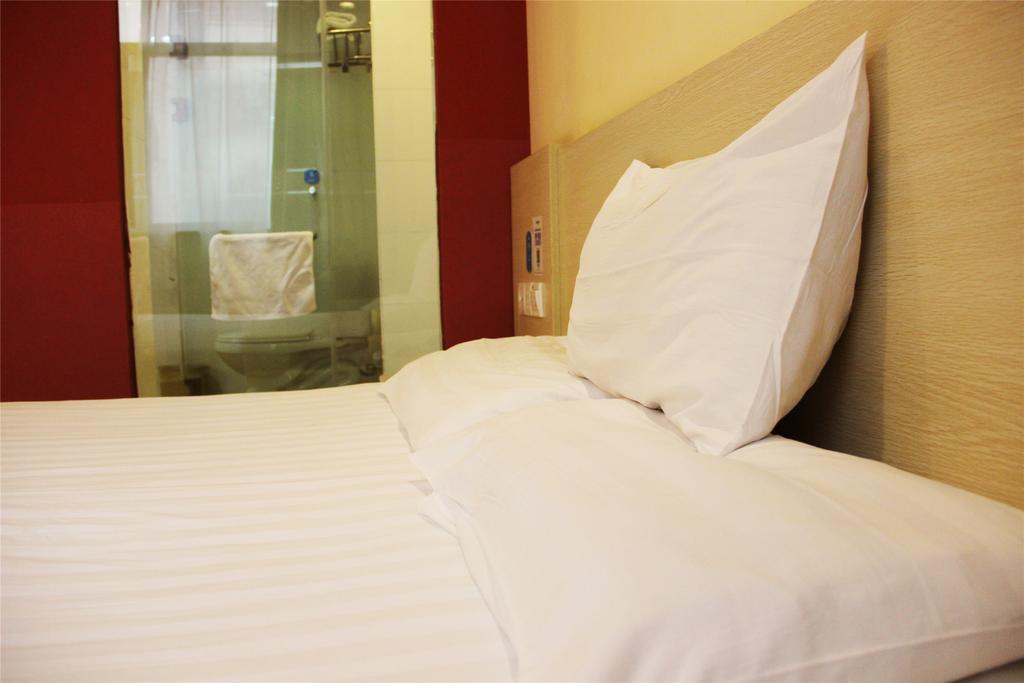 Hanting Hotel Shanghai Hongqiao Railway Station Huqingping Highway Экстерьер фото