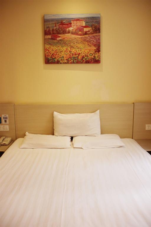 Hanting Hotel Shanghai Hongqiao Railway Station Huqingping Highway Экстерьер фото